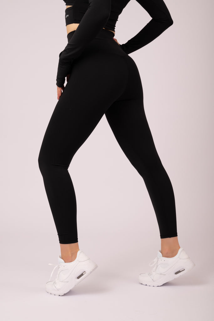 upyuu Confidence Set - Classic Black (Long Sleeve + Leggings)